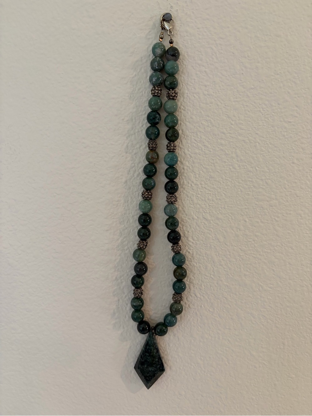 Green Beaded Women's Necklace with Decorative Spacer Beads. 18” length
